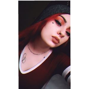 Meet your Posher, Marissa